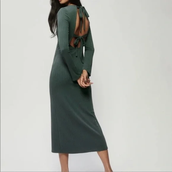 Reformation Green Long Sleeve Midi Dress - Picture 1 of 10